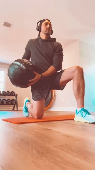 Porta Medicine Ball Doble – Grande – MIR Fitness